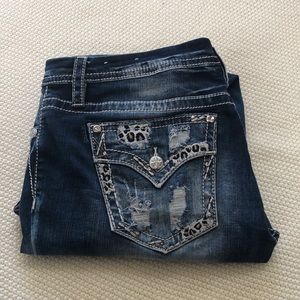 Size 34 curvy crop Miss Me jeans